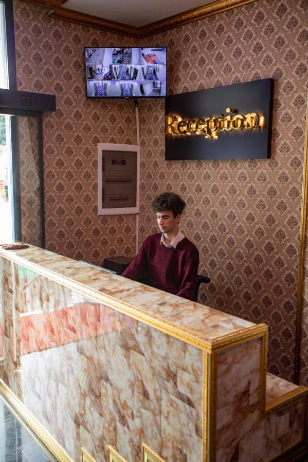 Mount Ararat Hotel Istanboel Buitenkant foto